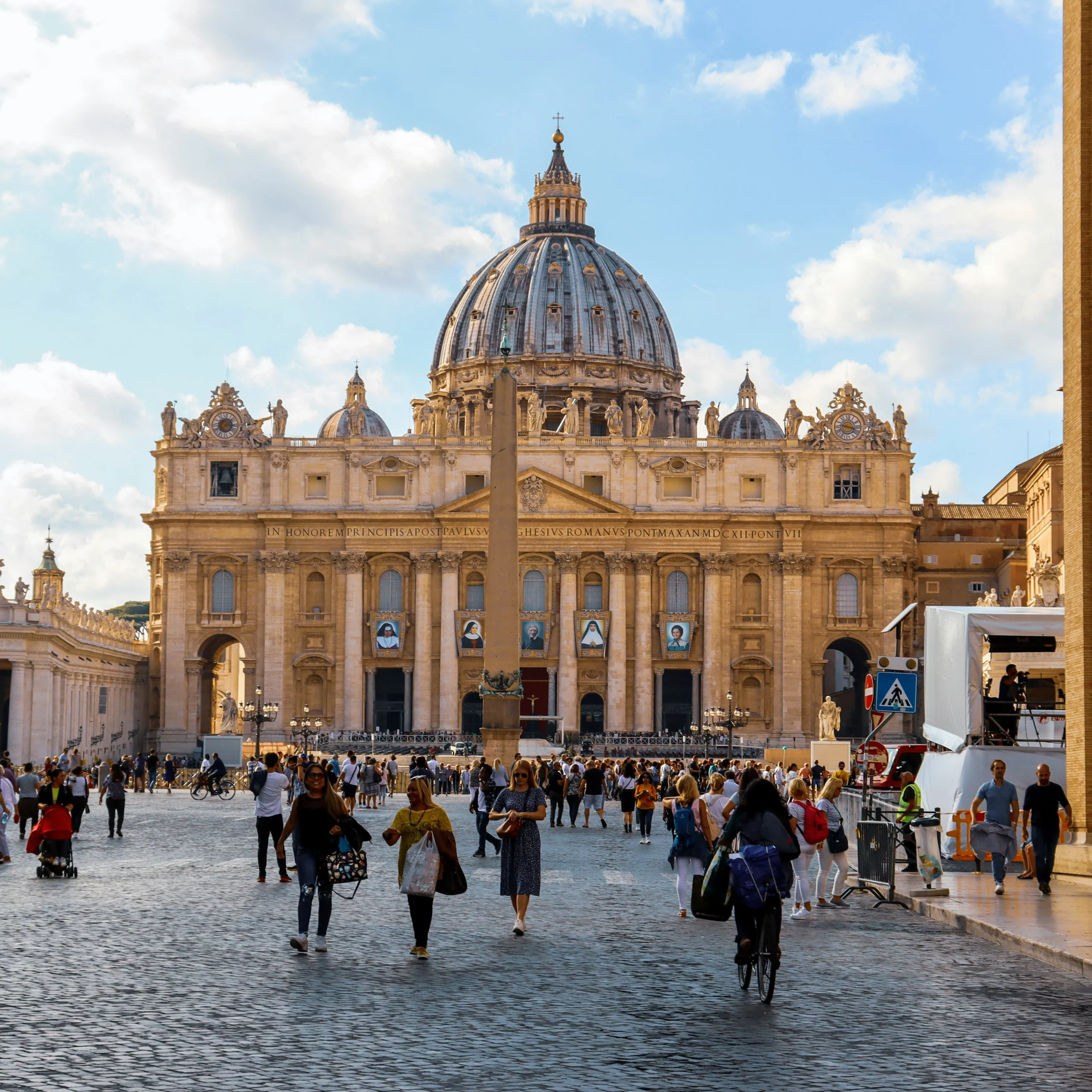 What are the advantages of purchasing skip-the-line tickets for the Vatican?